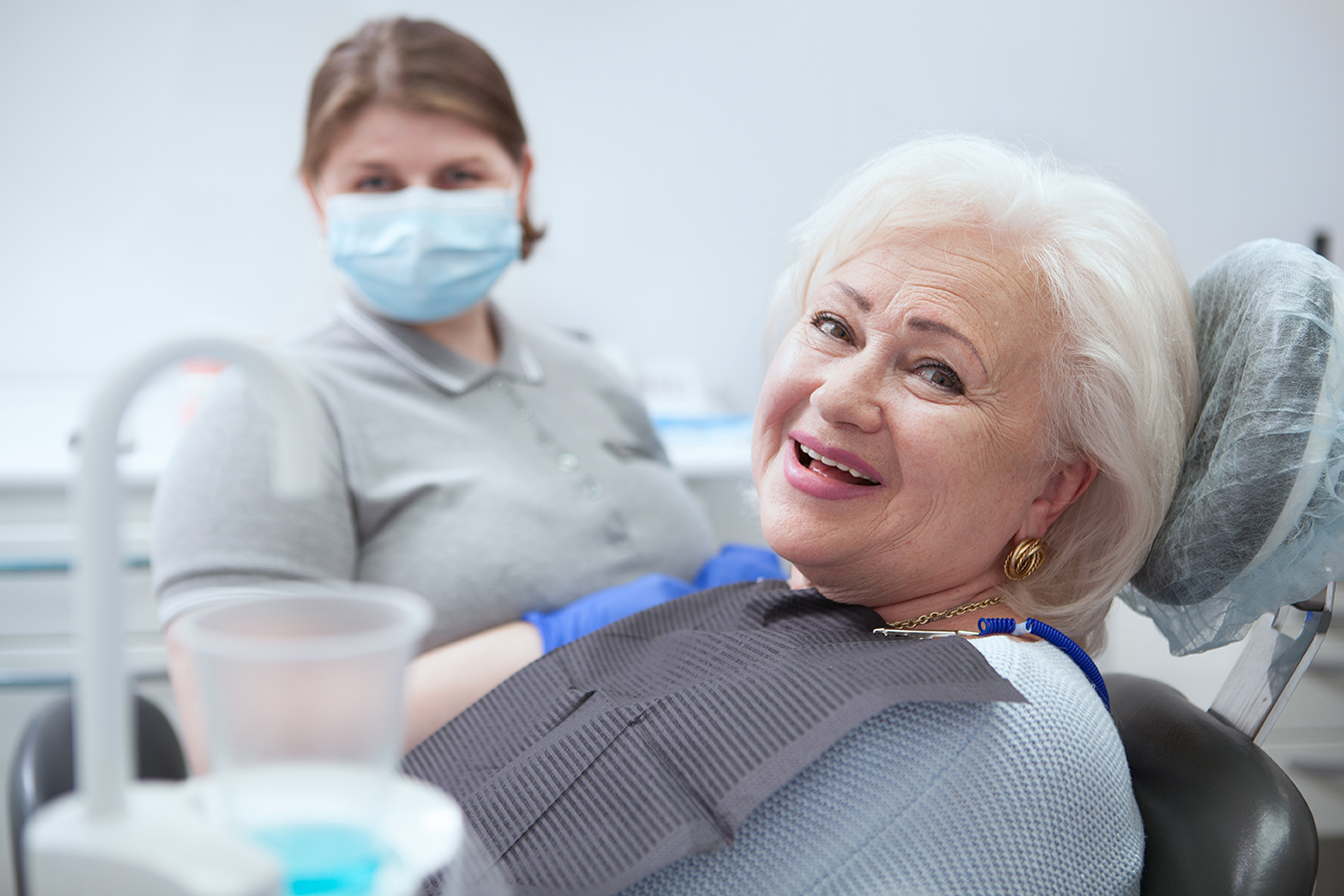 Dental-Extractions-for-Seniors